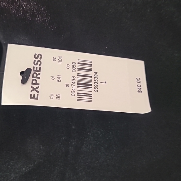 Express spaghetti strap camisole - Picture 2 of 3